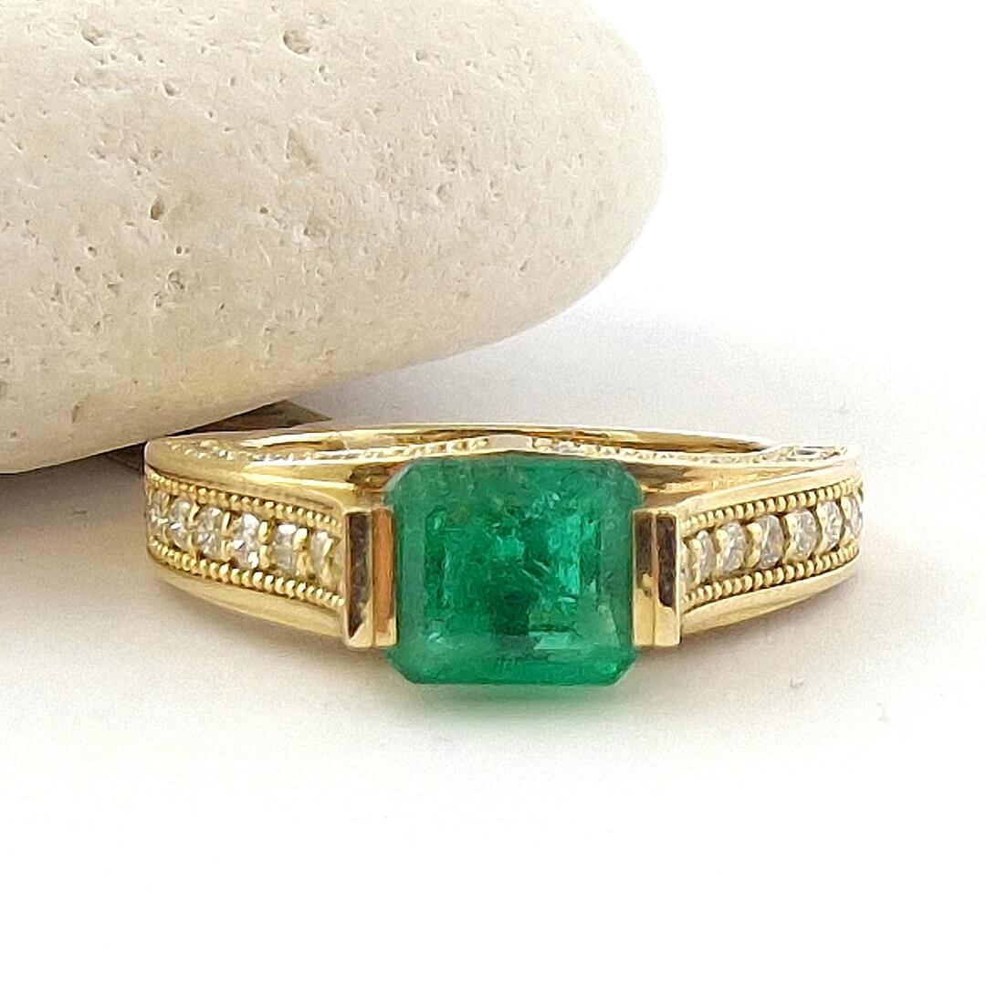 Emerald Diamonds 14 K keltainen kultasormus